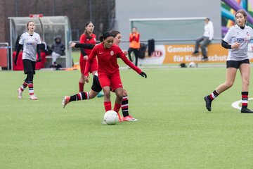 Bild 331 - wCJ Eimsbuettler TV : Altona 93 - Ergebnis: 1:1
